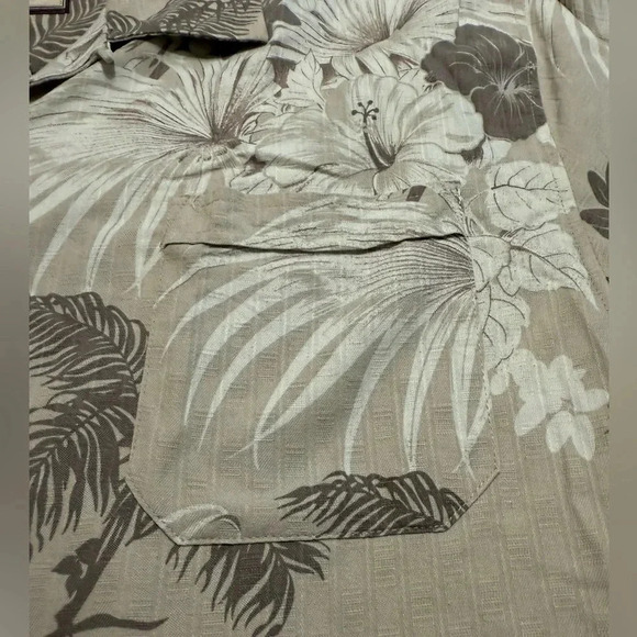 Jamaican Jaxx Silk Hawaiian Shirt - Picture 5 of 7